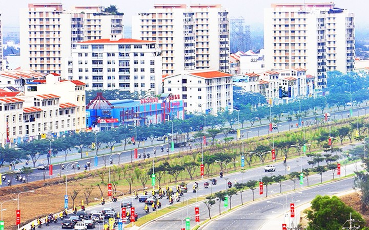 Đại lộ Nguyễn Văn Linh, TP Hồ Chí Minh. Ảnh: ANH DŨNG