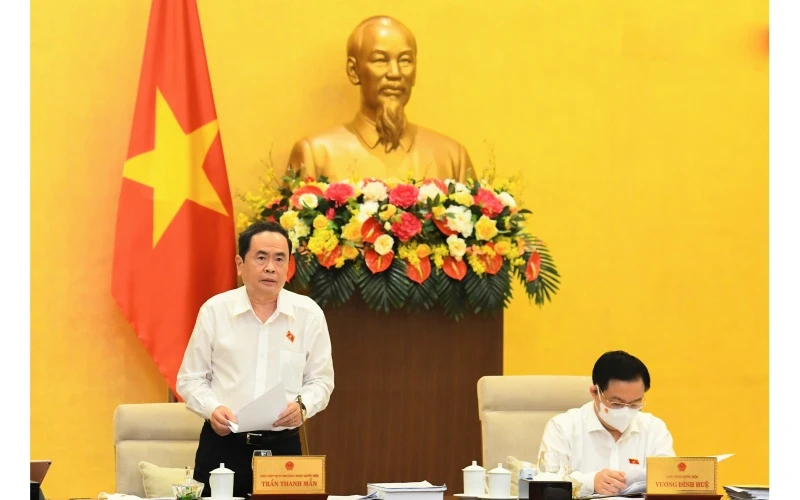 Phó Chủ tịch Thường trực Quốc hội Trần Thanh Mẫn phát biểu ý kiến tại phiên họp.