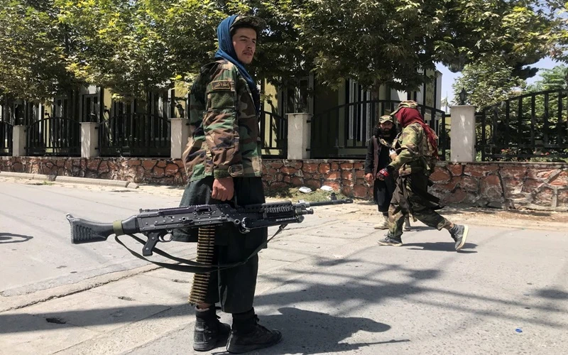 Lực lượng Taliban tại Kabul, Afghanistan, ngày 16/8. (Ảnh: Reuters)