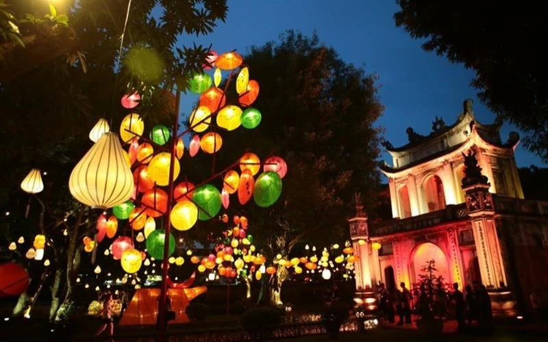 Thành phố Hà Nội dừng các hoạt động vui chơi, tập trung vào chăm sóc, tặng quà các em nhỏ nhân dịp Tết Trung thu 2021