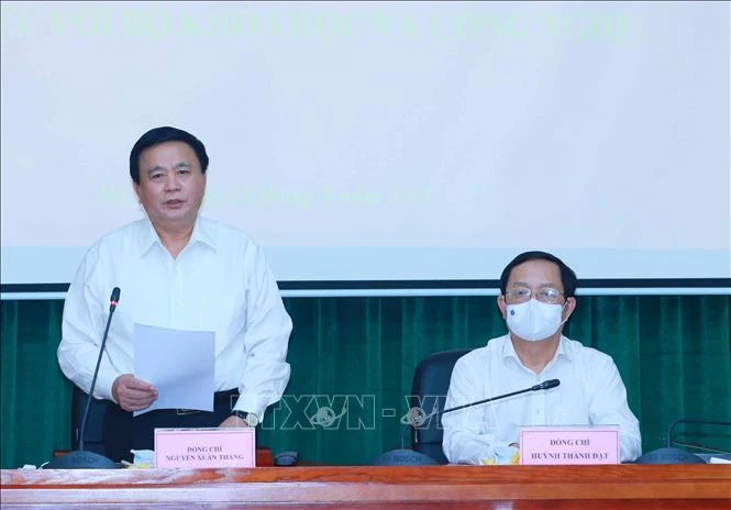 Đồng chí Nguyễn Xuân Thắng phát biểu tại buổi làm việc. Ảnh: TTXVN.