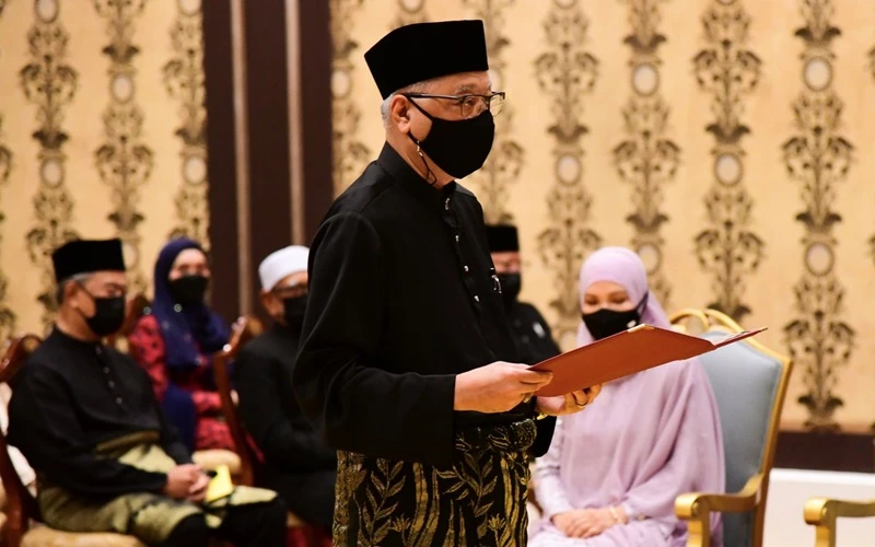 Ông Ismail Sabri Yaakob tuyên thệ nhậm chức Thủ tướng tại Hoàng cung Malaysia, ngày 21/8. (Ảnh: Reuters)