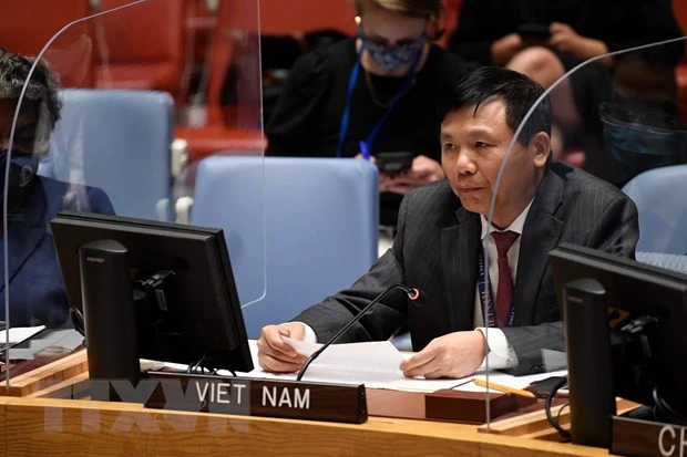 Đại sứ Đặng Đình Quý - Trưởng phái đoàn Việt Nam tai Liên hợp quốc phát biểu tại phiên họp. (Ảnh: TTXVN)