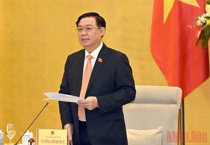 Chủ tịch Quốc hội Vương Đình Huệ phát biểu chỉ đạo tại buổi làm việc. (Ảnh: Duy Linh) 