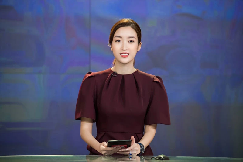“Cháy lên 2” có sự tham gia của Hoa hậu Đỗ Mỹ Linh trong vai trò MC. (Ảnh: Sen Vàng)