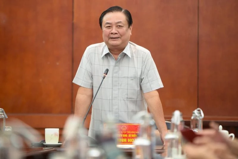 Bộ trưởng Lê Minh Hoan chủ trì cuộc họp ra mắt diễn đàn sản xuất và tiêu thụ nông sản tại điểm cầu Hà Nội.