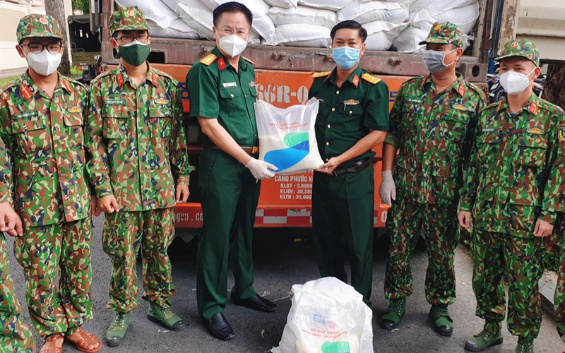 90 tấn gạo hỗ trợ nhân dân TP Hồ Chí Minh vượt khó chống dịch