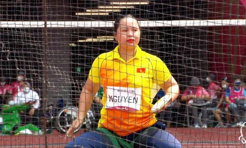 Vận động viên Nguyễn Thị Hải thi đấu tại Paralympic Tokyo 2020. (Ảnh: IOC)