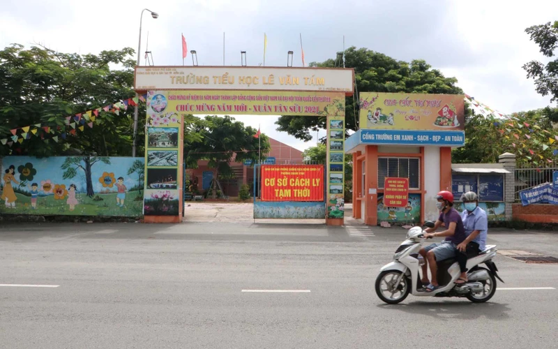 Trường tiểu học Lê Văn Tám ở phường Quang Vinh, TP Biên Hòa, tỉnh Đồng Nai được trưng dụng làm khu cách ly y tế.