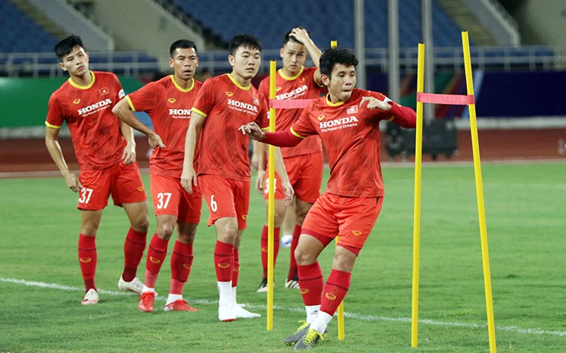 Ðội tuyển Việt Nam tập luyện trước trận đấu với Australia. Ảnh VFF