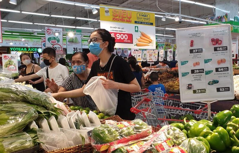  Dự kiến, lượng tiêu thụ hàng hóa tiếp tục tăng khi tiểu thương các chợ đầu mối lớn tại TP Hồ Chí Minh hoạt động trở lại.