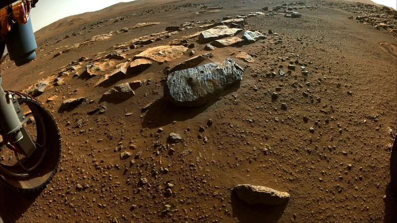 Hình ảnh do tàu thăm dò Perseverance chụp ngày 8/9 cho thấy mẫu đá thứ hai được tàu khoan thủng. Ảnh: NASA/JPL.