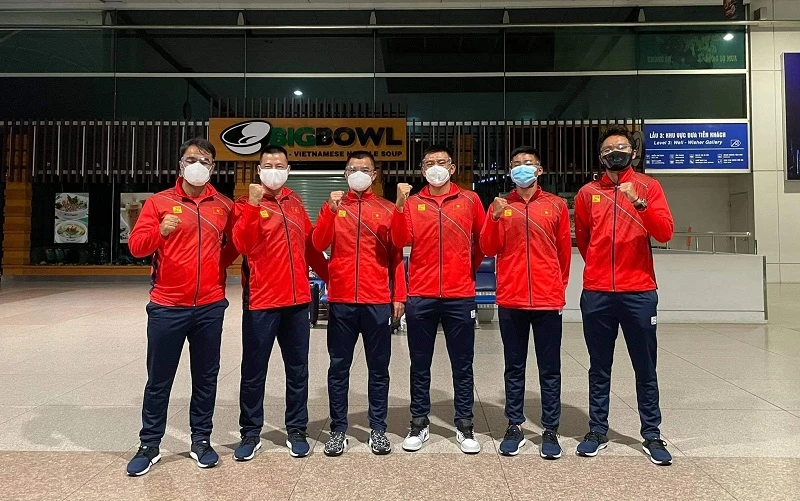 Các thành viên đội tuyển quần vợt Việt Nam lên đường tham dự Davis Cup năm 2021. (Ảnh: Liên đoàn Quần vợt Việt Nam)