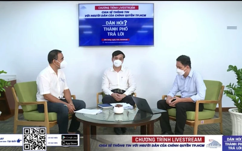 Quang cảnh chương trình Livestream "Dân hỏi - Thành phố trả lời" tối 13/9.