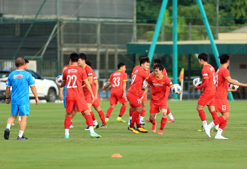 Đội tuyển Việt Nam chính thức tập luyện trở lại vào ngày mai (16/9). (Ảnh: VFF)