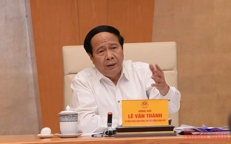Phó Thủ tướng Lê Văn Thành phát biểu ý kiến tại hội nghị.