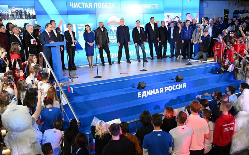 Đảng "Nước Nga thống nhất" dẫn đầu cuộc bầu cử Hạ viện khóa VIII. (Ảnh: RIA)