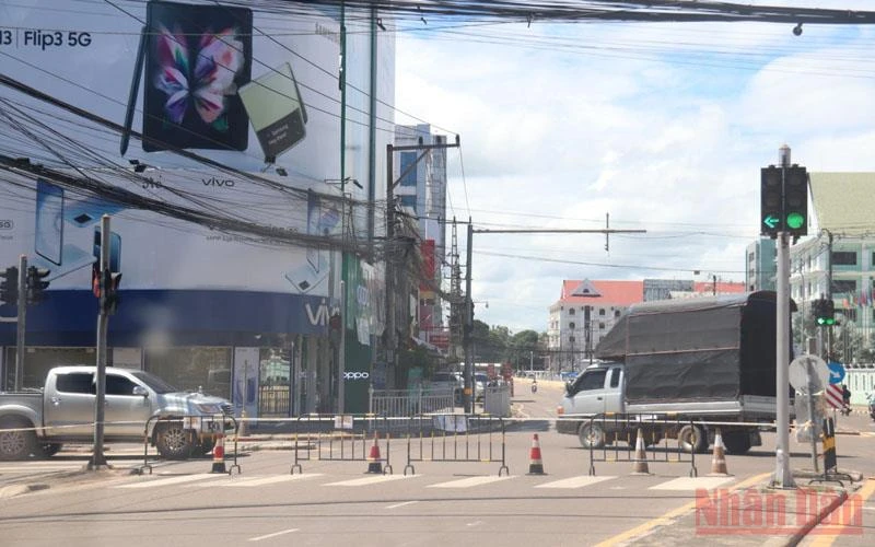 Nhiều tuyến đường tại Thủ đô Vientiane Lào bị phong tỏa từ ngày 19/9.