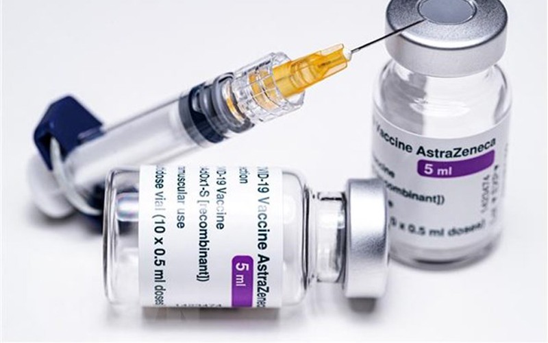 Vaccine phòng Covid-19 của hãng dược AstraZeneca. (Ảnh: AFP/TTXVN)