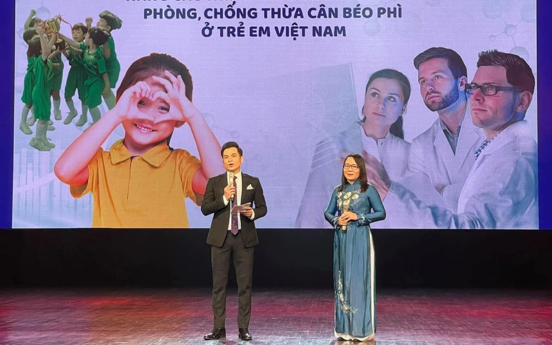Chương trình nâng cao nhận thức về dinh dưỡng, chống thừa cân béo phì ở trẻ em Việt Nam. (Ảnh: Ban tổ chức cung cấp)
