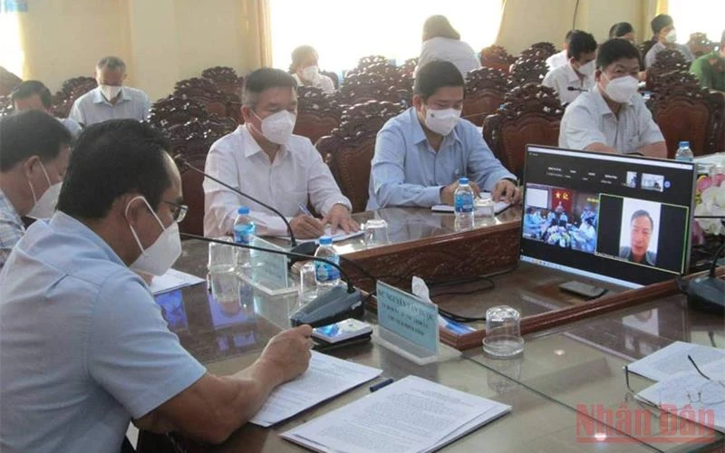 Bí thư Tỉnh ủy Long An Nguyễn Văn Được đối thoại trực tuyến với doanh nghiệp trên địa bàn tỉnh Long An, chiều 27/9.
