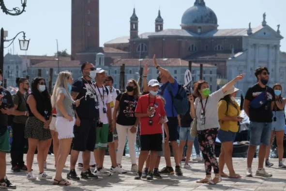 Du khách trở lại Venice, Italia mùa hè 2021 (Ảnh: REUTERS)