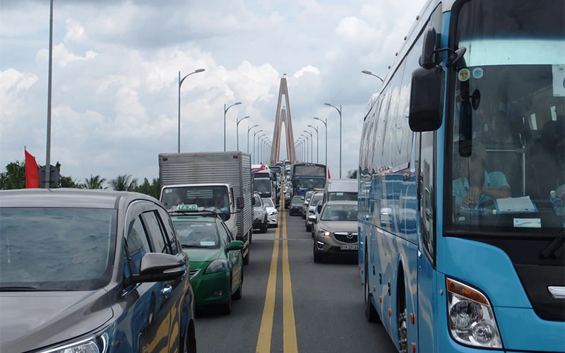 Cầu Rạch Miễu 2 hoàn thành sẽ giải quyết tình trạng ùn ứ giao thông tại cầu Rạch Miễu hiện tại.