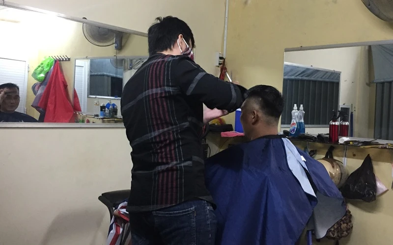 Một tiệm cắt tóc ở phường Hưng Lợi, quận Ninh Kiều, TP Cần Thơ.