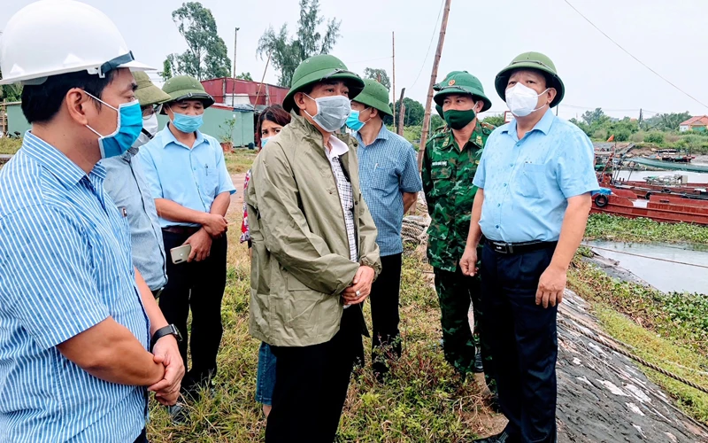 Ban Chỉ huy PCTT&TKCN TP Hải Phòng kiểm tra, đôn đốc công tác phòng, chống bão số 7 tại quận Đồ Sơn, chiều 9/10.
