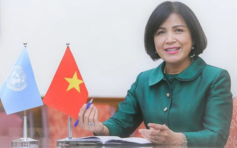 Đại sứ Lê Thị Tuyết Mai, Trưởng Phái đoàn thường trực Việt Nam bên cạnh Liên hợp quốc, Tổ chức Thương mại Thế giới (WTO) và các tổ chức quốc tế khác tại Geneva. (Ảnh: TTXVN)