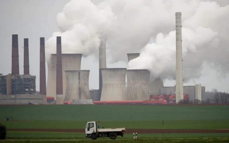 Quang cảnh nhà máy nhiệt điện RWE, một trong những nhà máy điện lớn nhất châu Âu ở Neurath, tây bắc Cologne, Đức. (Ảnh: Reuters)