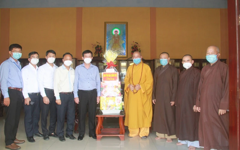 Ban Tôn giáo Chính phủ thăm Ban Trị sự tỉnh Bà Rịa-Vũng Tàu.