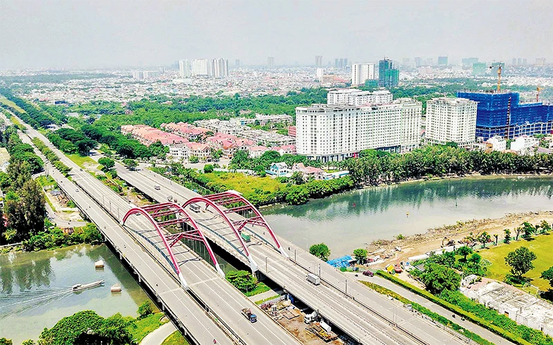 Một góc đô thị phía nam thành phố Hồ Chí Minh.