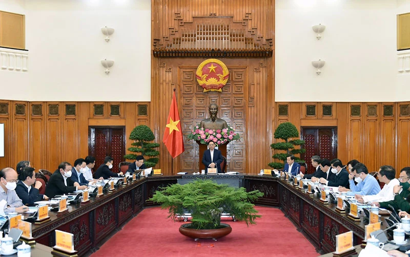 Thủ tướng Phạm Minh Chính chủ trì cuộc họp (Ảnh: NHẬT BẮC/VGP)