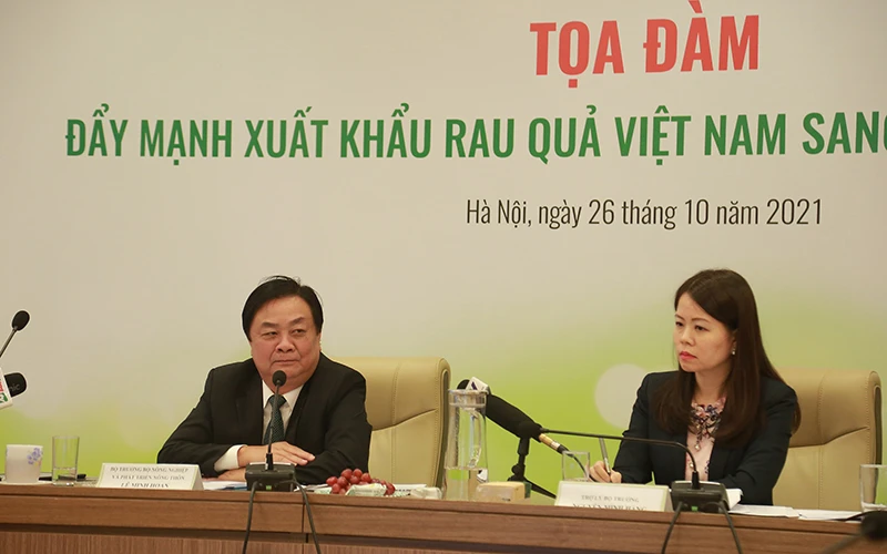  Bộ trưởng Nông nghiệp và Phát triển nông thôn Lê Minh Hoan phát biểu tại tọa đàm. (Ảnh: Bộ Ngoại giao).