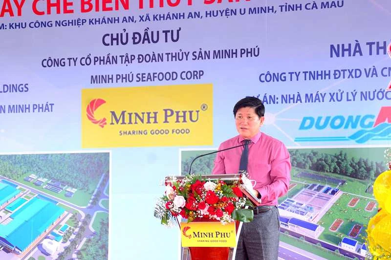 Phó Chủ tịch UBND tỉnh Cà Mau Lê Văn Sử phát biểu tại lễ khởi công chuỗi dự án thủy sản hơn 1.600 tỷ đồng.