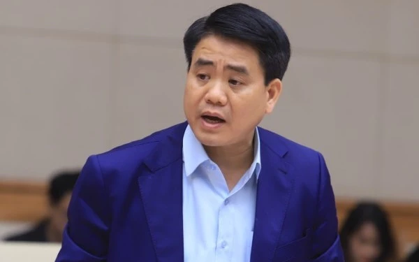 Bị can Nguyễn Ðức Chung (nguyên Chủ tịch UBND thành phố Hà Nội) có vai trò chủ mưu và quyết định việc mua bán chế phẩm Redoxy-3C trái pháp luật.