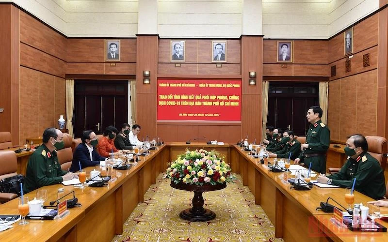 Hội nghị trao đổi tình hình kết quả phối hợp phòng, chống dịch Covid-19 trên địa bàn TP Hồ Chí Minh giữa lãnh đạo Bộ Quốc phòng và Thành ủy, UBND TP Hồ Chí Minh.