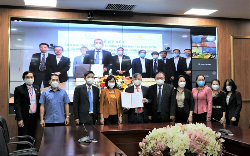 Vietnam Airlines và UBND tỉnh Đồng Nai ký thỏa thuận hợp tác toàn diện giai đoạn 2021 - 2025.