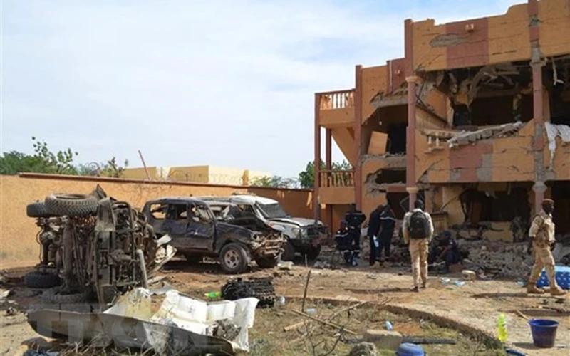 Hiện trường một vụ tấn công tại Gao, Mali, ngày 13/11/2018. (Ảnh: AFP/ TTXVN)