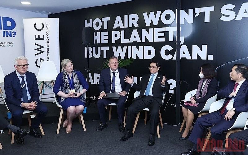 Thủ tướng tiếp lãnh đạo Hội đồng Năng lượng Điện gió toàn cầu (GWEC) và Tập đoàn Năng lượng điện gió Orsted.
