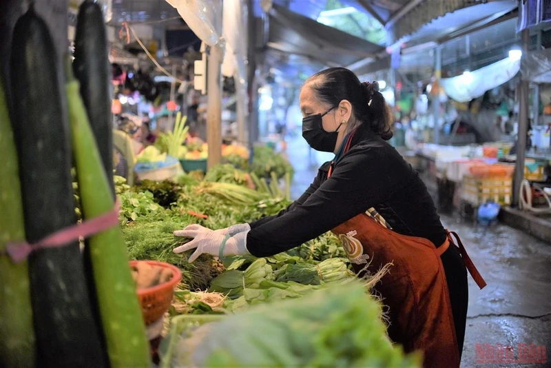 Giá rau xanh tăng mạnh tại chợ dân sinh ở Hà Nội. (Ảnh: Minh Duy)