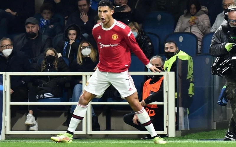 Ronaldo lại "cứu" Manchester United. (Ảnh: Getty Images)