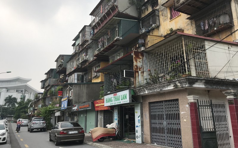 Các chung cư cũ đang được thành phố Hà Nội đang khẩn trương xây dựng 3 kế hoạch cải tạo, xây dựng lại trong giai đoạn 2021 - 2025 và những năm tiếp theo. (Ảnh: Ngọc Sơn)