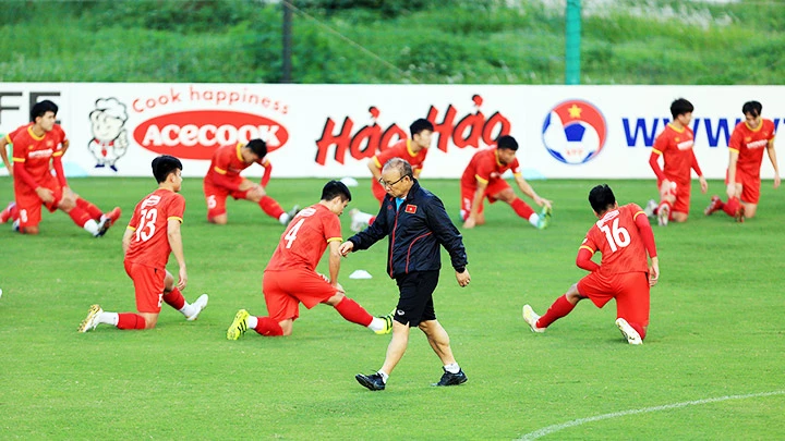 Đội tuyển Việt Nam cần có đấu pháp hợp lý khi đối đầu đội tuyển Nhật Bản. Ảnh: VFF