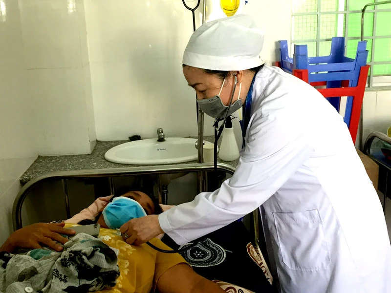 Chăm sóc sức khỏe ban đầu cho người dân phường An Phú, quận Ninh Kiều, TP Cần Thơ.