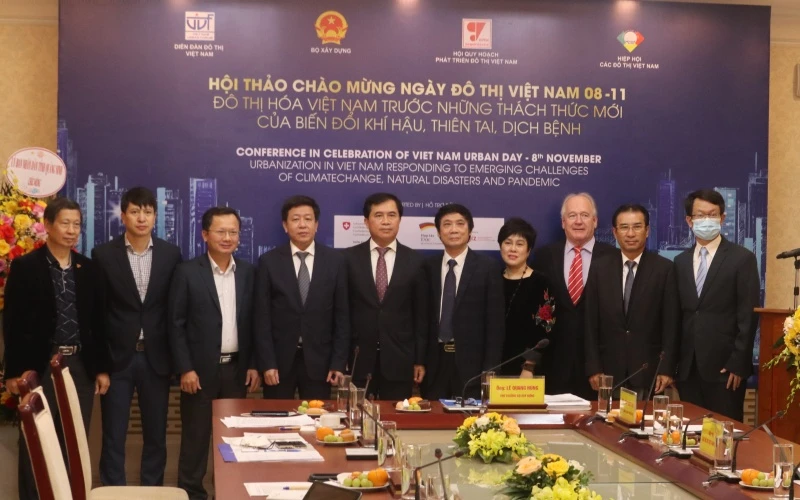 Các đại biểu tham dự hội thảo tại điểm cầu thành phố Hà Nội.