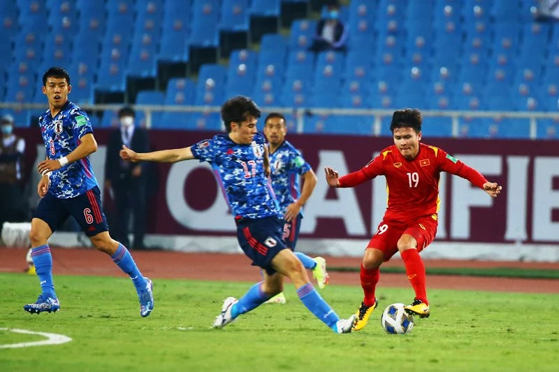 Việt Nam trong trận đấu với Nhật Bản tại Mỹ Đình tối thứ Năm. (Ảnh: VFF)