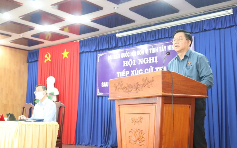 Đồng chí Nguyễn Trọng Nghĩa, Bí thư Trung ương Đảng, Trưởng Ban Tuyên giáo Trung ương, Đại biểu Quốc hội khóa XV đơn vị Tây Ninh, tiếp xúc cử tri tỉnh Tây Ninh.