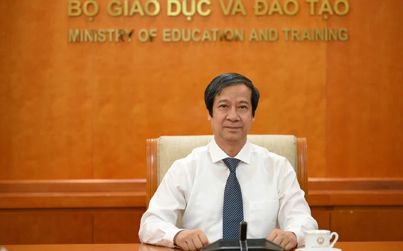 Bộ trưởng Giáo dục và Đào tạo Nguyễn Kim Sơn.